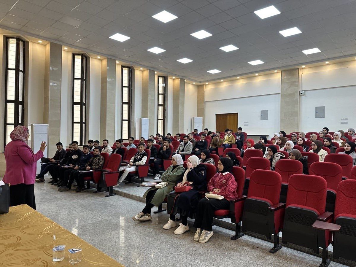 An awareness lecture at College of Engineering on Drug risks. More information on the following link: uomosul.edu.iq/en/engineering… @UniversityofMos