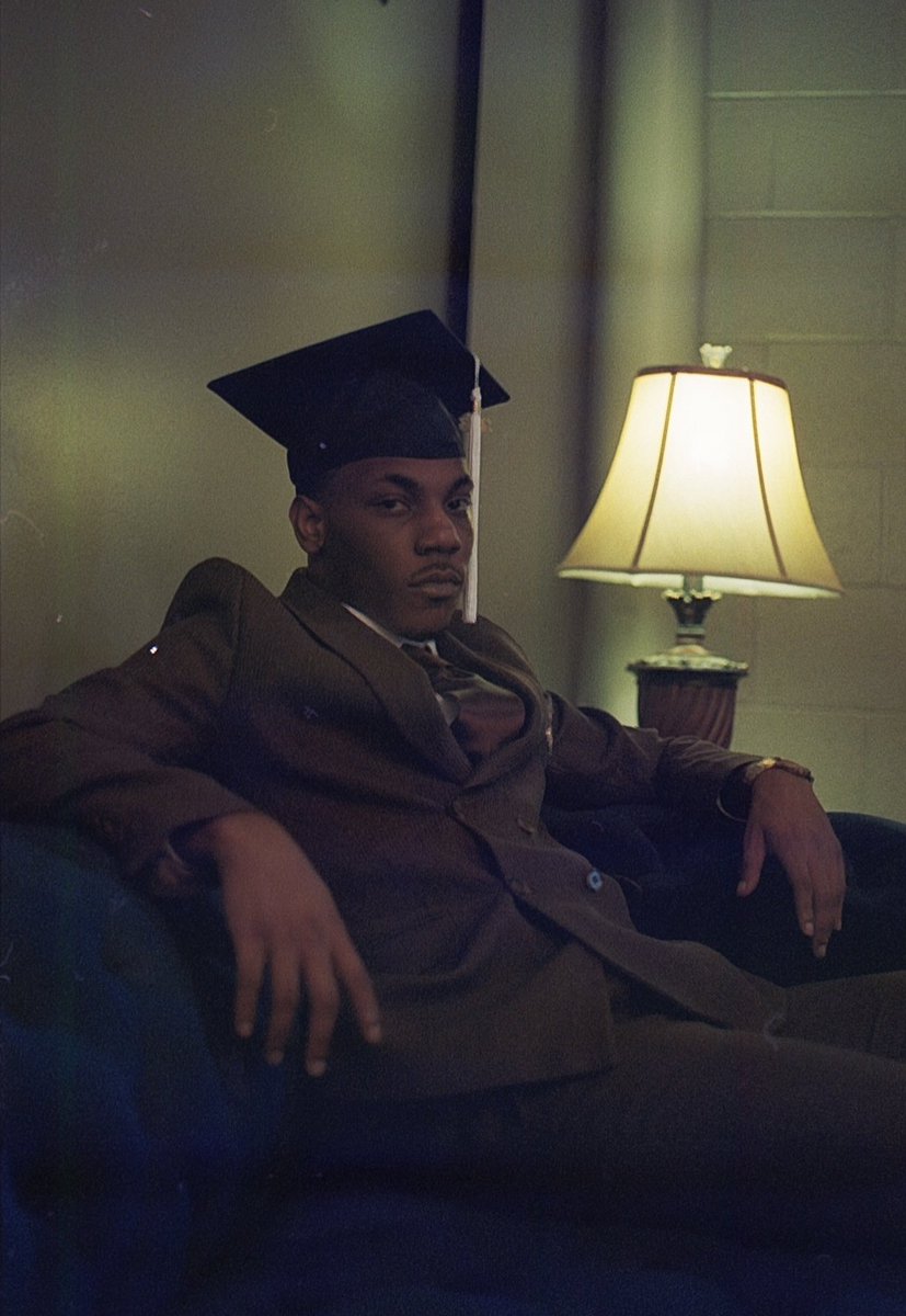 I know some people who never made it off our street… for them I went around the world and came back with a college Degree 👨🏾‍🎓

#NCATALUMNI #HBCUGRAD #FIRSTGEN