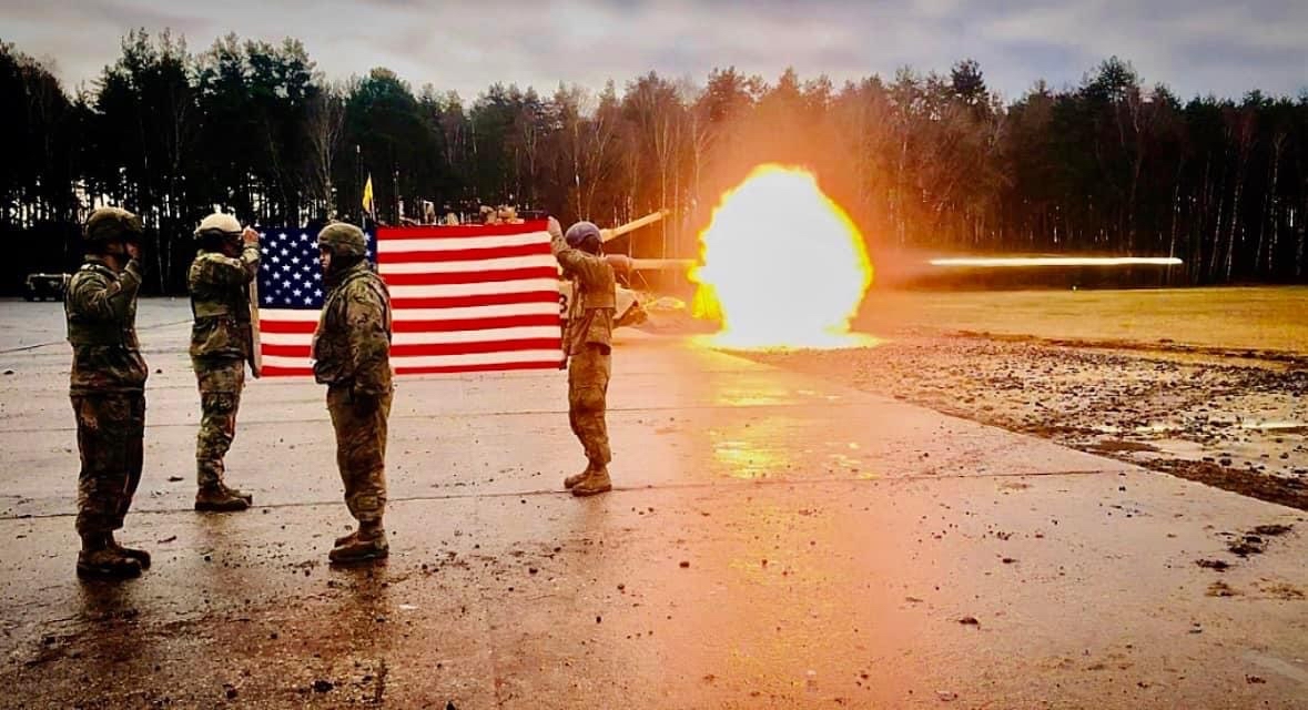There's a reason why there is a “1” on our patch! 

A scene from a Strike Reenlistment. 📸Congratulations to SPC Chavarria and SSG Alvarez assigned to 2nd Armored Brigade Combat Team, who Reenisted in Grafenwohr, Germany.

#StrikeHard #retention #beallyoucanbe #usarmy