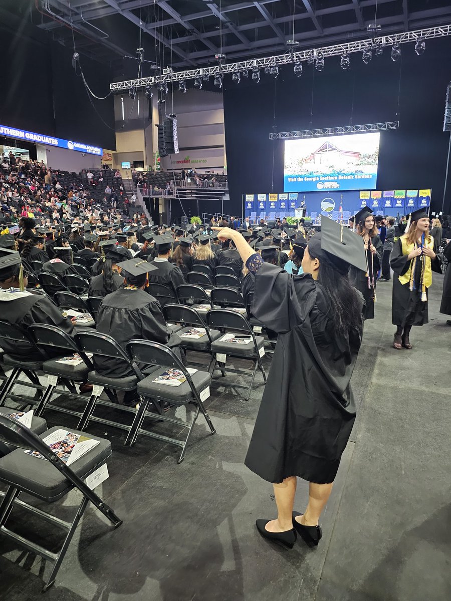 GeorgiaSouthern's tweet photo. #GSGrad23 🎓 https://t.co/ObnCJHJXHm