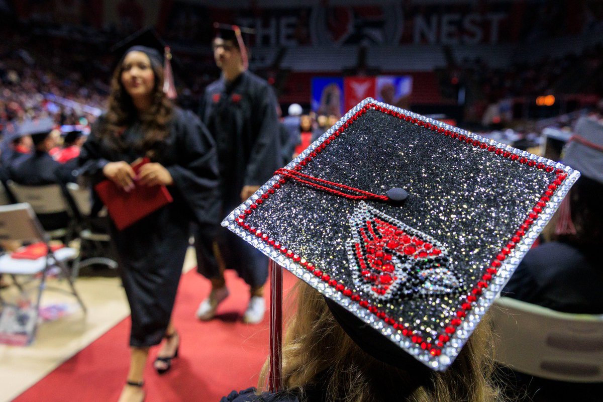 Geoffrey S. Mearns tweet media