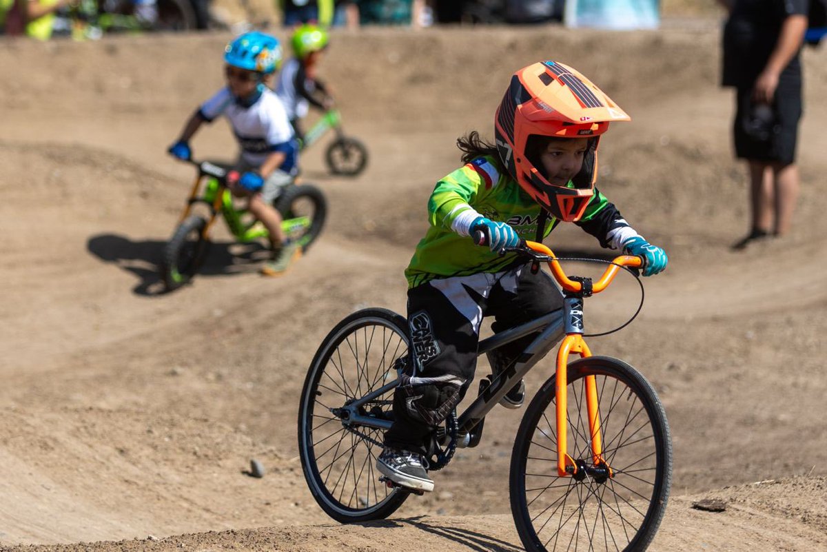 Muni_Renca's tweet image. ¡Inauguramos el primer #Pumptrack de #Renca! Un nuevo espacio para el deporte en nuestro #ParqueCerrosDeRenca 🚵‍♀️🚵🏔️ #BMX