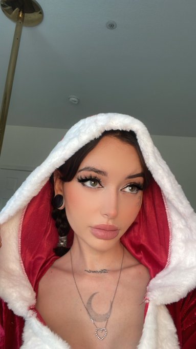 Offline tip me 200 tokens today and get a special surprise!  https://t.co/VQ4iWIdUPi https://t.co/t3<a href="/tag/mvsales"class="tags"><span>#mvsales</span></a>