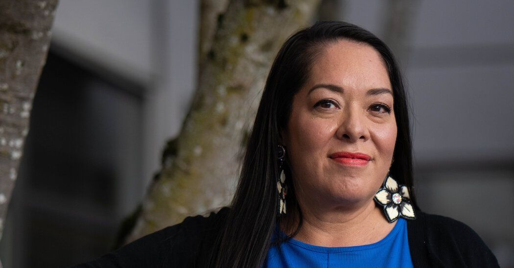 This is a great profile of @echohawkd3, who has been an incredible advocate for #indigenous health for years. The Unapologetic ‘Auntie’ of Indigenous Data buff.ly/3GHwb1W by @susan_shain via @nytimes CC: @MurrayCampaign @SenatorCantwell @MelissaLWalls @DrAlethaMaybank