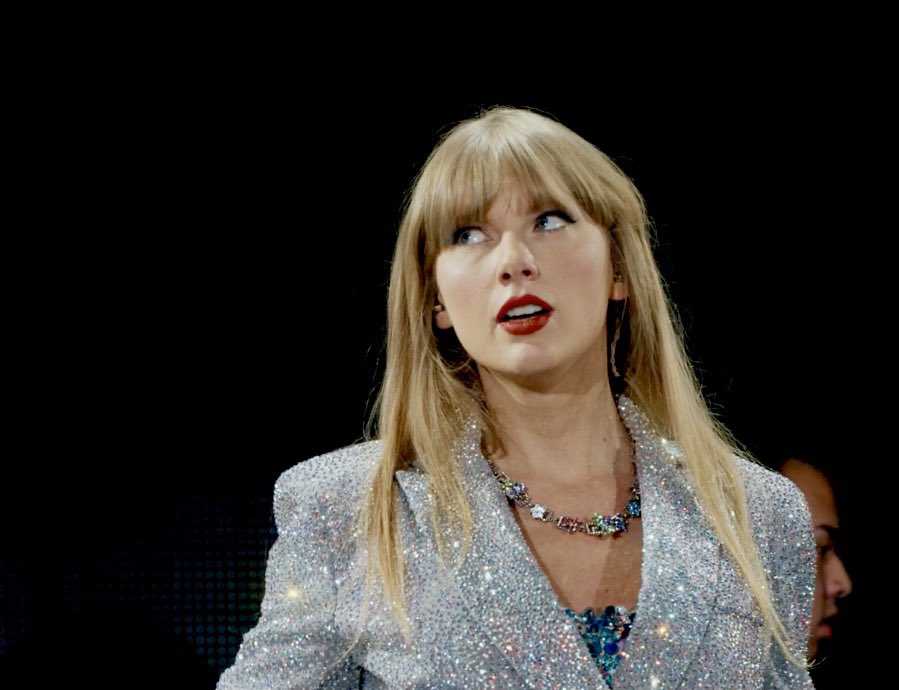 eratourpics ★ (@eratourpics) on Twitter photo 