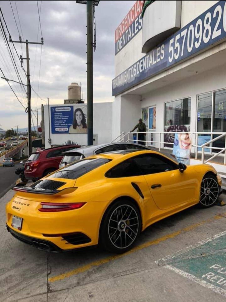 #Porsche 🧡✨