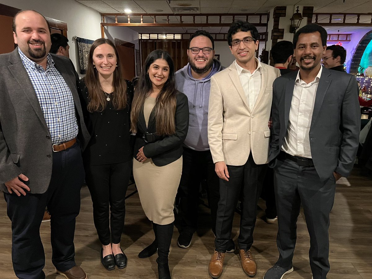 Mercy Radiology residents at the PA Radiology Society’s Annual Dinner Symposium. Dr. Eric Rubin's @ericrubinmd talk on radiology workforce challenges was eye-opening. Kudos to @PAradsoc for making waves and sparking important conversations #radres #radtwitter #MedTwitter