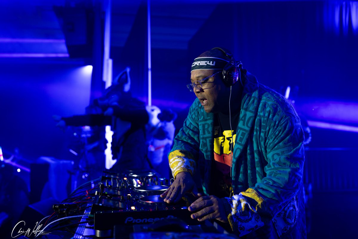 Chai Wolfess Θ∆ 🔜 FWA, EDC, ASC, BLFC tweet media