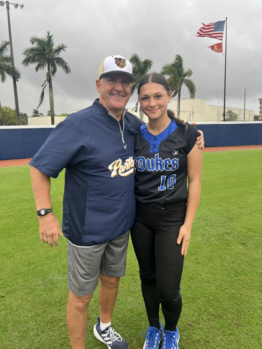 Thank you @FIUSoftball for hosting this weekend's camp! I had a great experience and always enjoy learning from outstanding coaches! @CoachBee9 @MikeMeyersFIU @Ladydukesnj @S_McHale12 @LadyDukesMchale