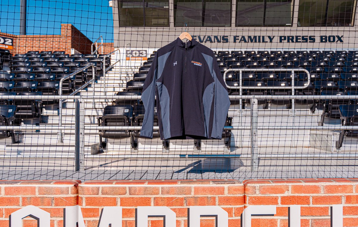 GoCamelsBSB's tweet photo. Day 4 of our 12 days of giving. Today's gift is a BP pullover.🎁

How to enter:🎄🐪 
-Follow us
- Retweet 
- Like this post

#RDH | #ComeToTheCreek https://t.co/iTmHedY5ZO