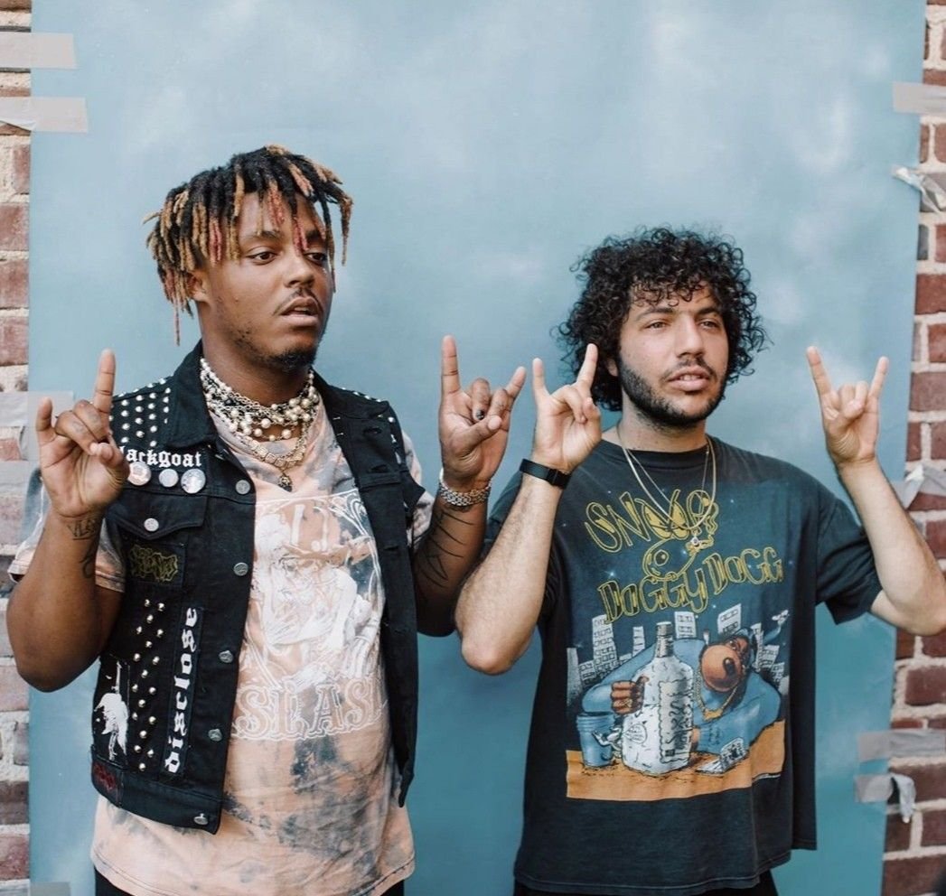 Now that Lace It has released, what is your favourite officially released Juice WRLD and benny blanco collaboration? Black & White Roses Graduation Real S**t Lace It (with Eminem)