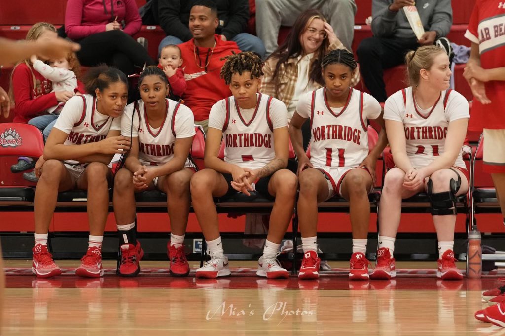 The lady polar bears move to 5-2 after this weeks wins over Bethel on Thursday and Troy Christian today. We don’t play again until December 28th vs Eaton in the Dixie Holiday Classic! Stay Locked~N #BearWitUs🐻‍❄️ #WeAREnotTheSAME🐻‍❄️