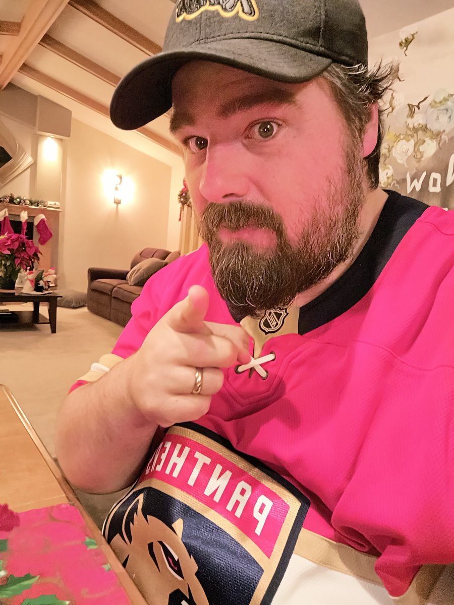53Vander's tweet image. Visiting family in Regina (They&apos;re huge Oilers Fans) rockin the @FlaPanthers gear as I get ready for tonight&apos;s game, will be checking in with @DougPlagens on the call 😎

Go Cats!!!!
#TimeToHunt 
#WorldFamousFormerTwitterSegment