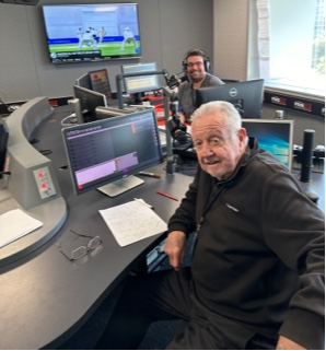 1395FIVEAA's tweet photo. NOW: KG & Josh Sampson with the Sunday Roast taking yr calls on 8223 0000. #sundayroast #fiveaa #Sunday #sportstudio https://t.co/cEkC7w9E9q