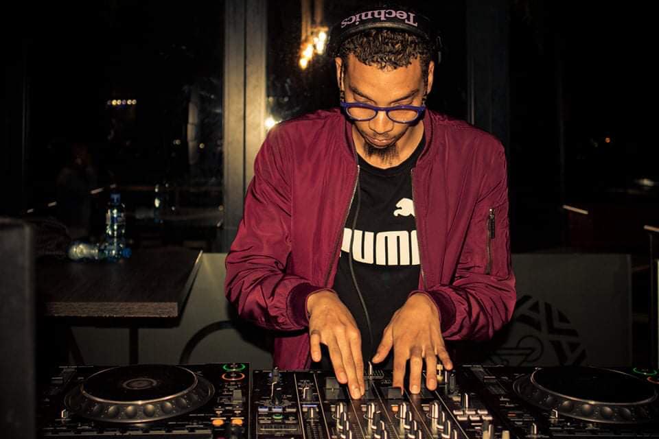 JustMoveRecords's tweet image. Shervaan Bergsteedt - justmoverecords.bandcamp.com/album/diversit…