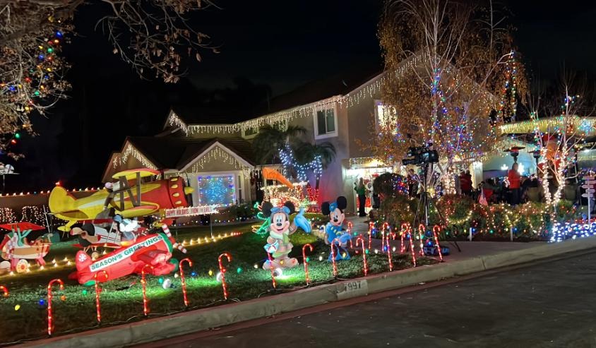 It was beautiful on the way home📷📷
#nightlife 
#christmasgifts2023