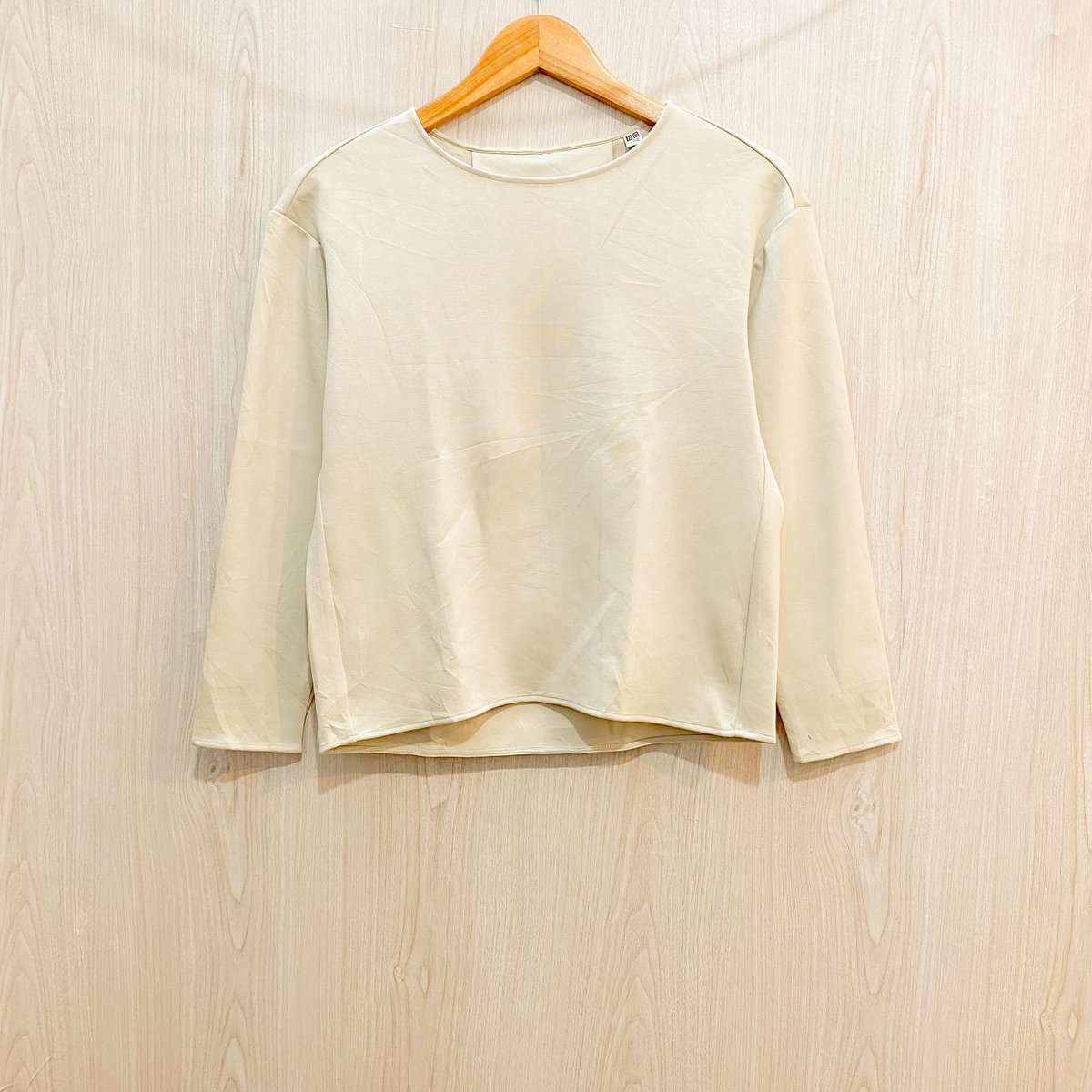 trymarr_'s tweet image. Wts baju uniqlo dan Hnm like new banget, for order bisa dm yaa #zonauangᅠᅠ #zonajajan #preloved