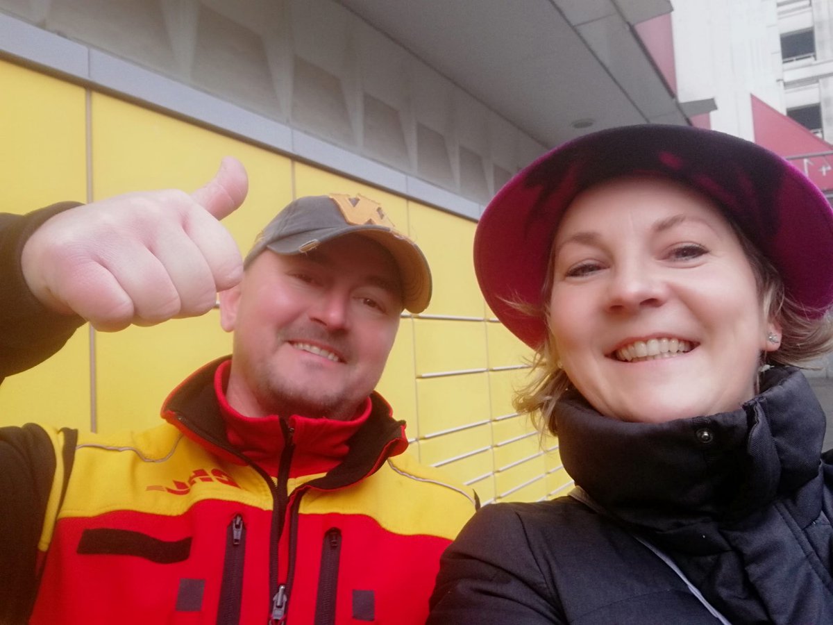11. Dezember in Berlin Mitte: Best Service EVER: Maxim #DHLDelivers