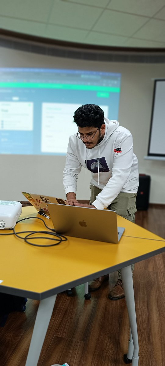 emeenx's tweet image. "Navigated the Flutter testing maze and CodePush rollercoaster at @GDGKozhikode —because laughter is the best debug strategy! 😄🎢 #CodeFun #FlutterLaughs"