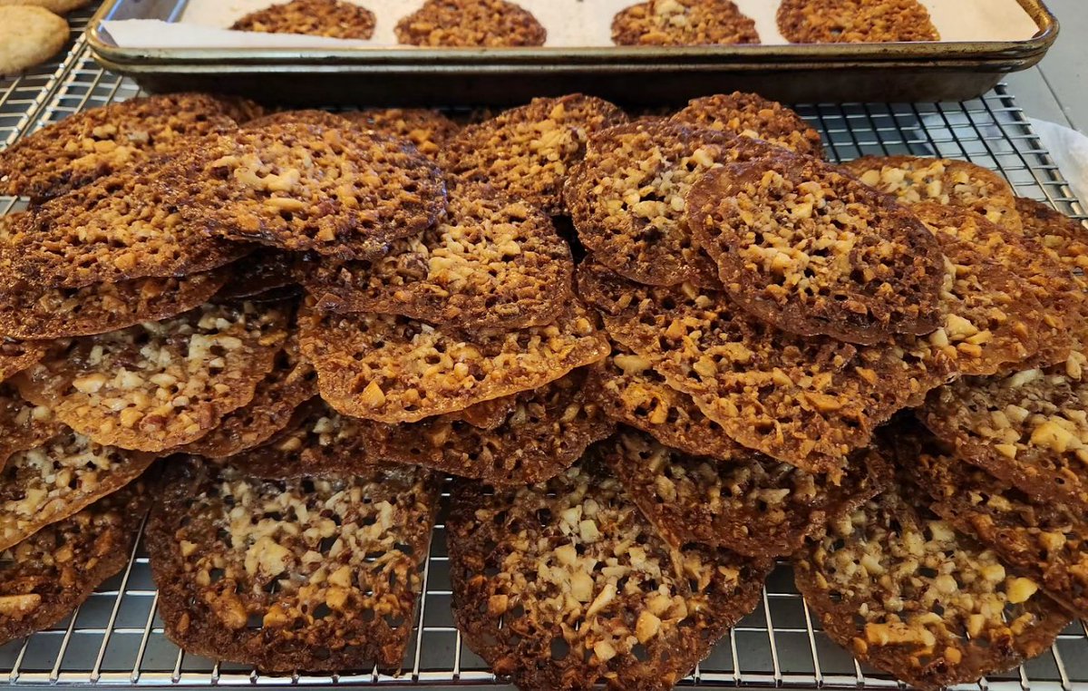 DMcPhail's tweet image. OMG! I made friggin&apos; awesome toffee! And a bunch of other stuff... #fromtheespeccafeteria #especcooks