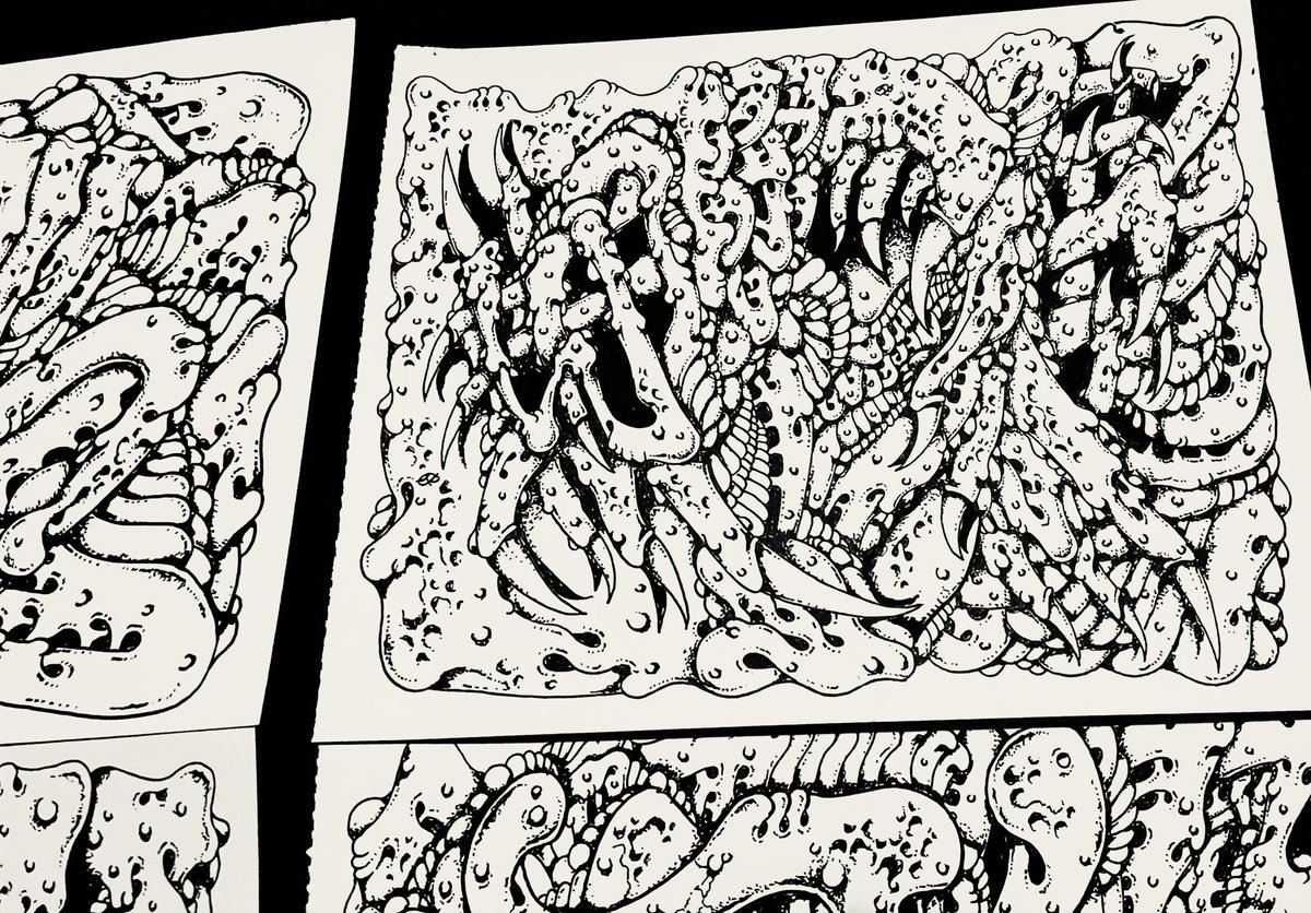 StuartS36492746's tweet image. More for coloring..living fractals!#ArtistOnTwitter #Bristol #coloringbookpage #drawingart