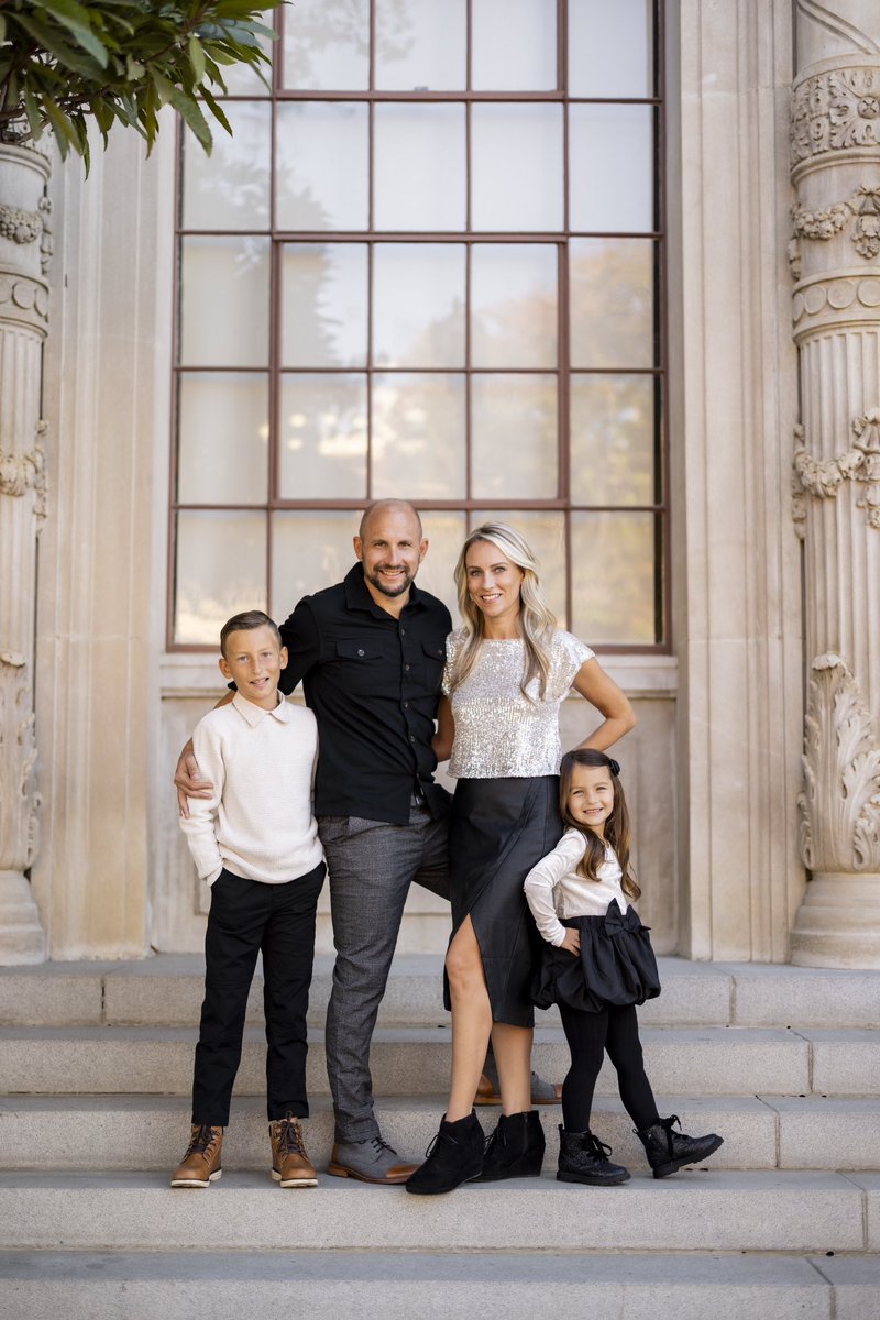 Grateful for this Christmas Season! Love my family with a fierce passion.  Plus they are all pretty cute 🎄#GodFamilyService