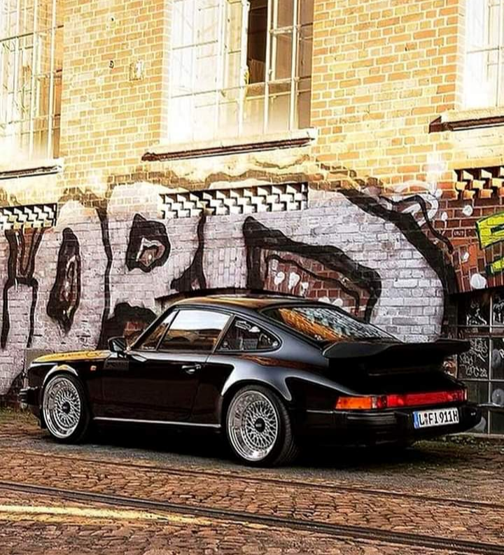 #Porsche 🖤