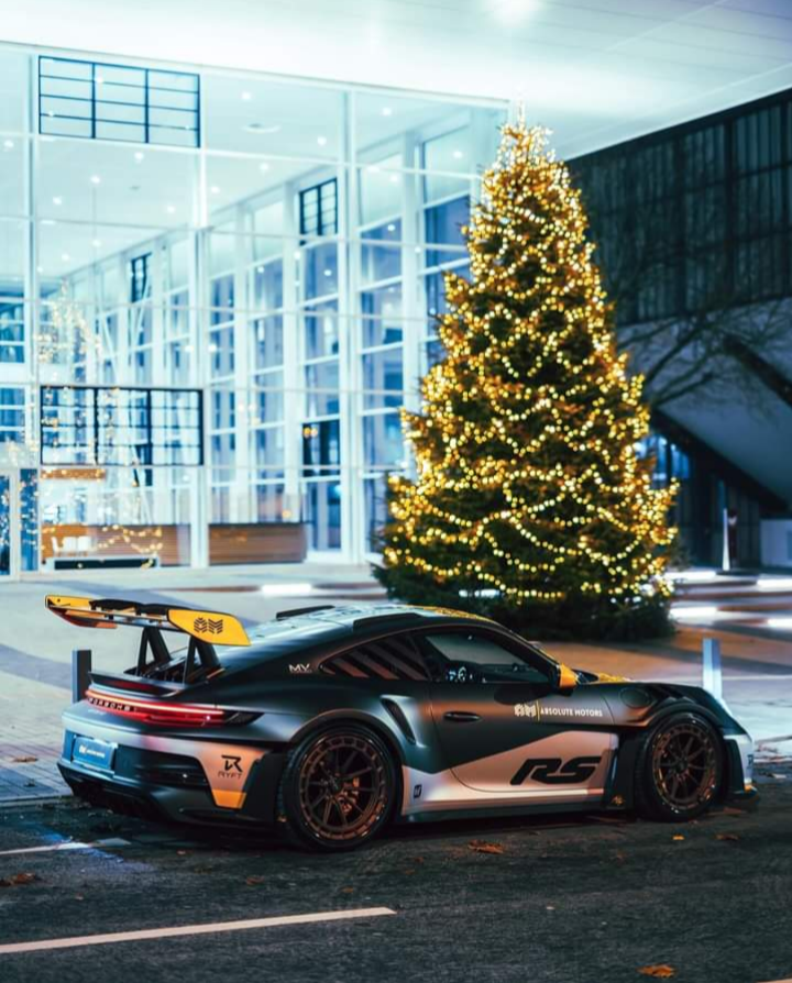 #Porsche 🧑‍🎄🧑‍🎄🧑‍🎄🧑‍🎄🧑‍🎄