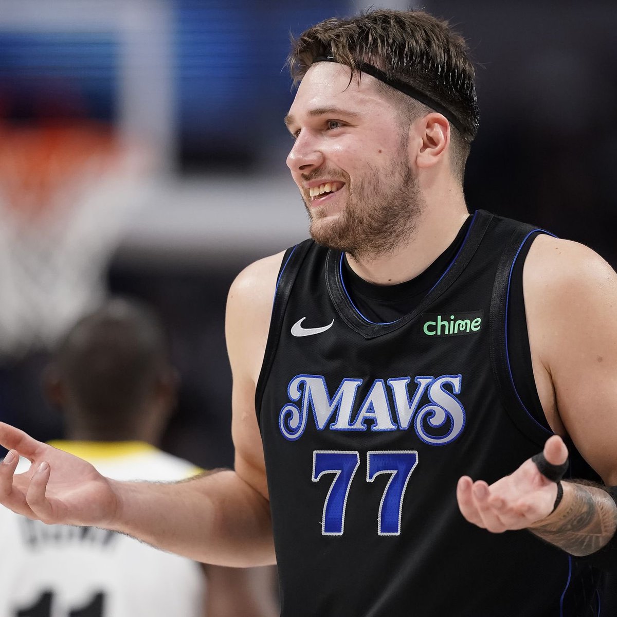 Luka Doncic over his last 10 games: 35.6 PPG 10.6 RPG 8.7 APG Video game numbers.