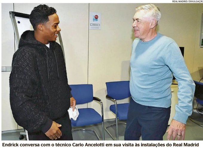 GBhp7X4XkAInOis?format=jpg&name=small