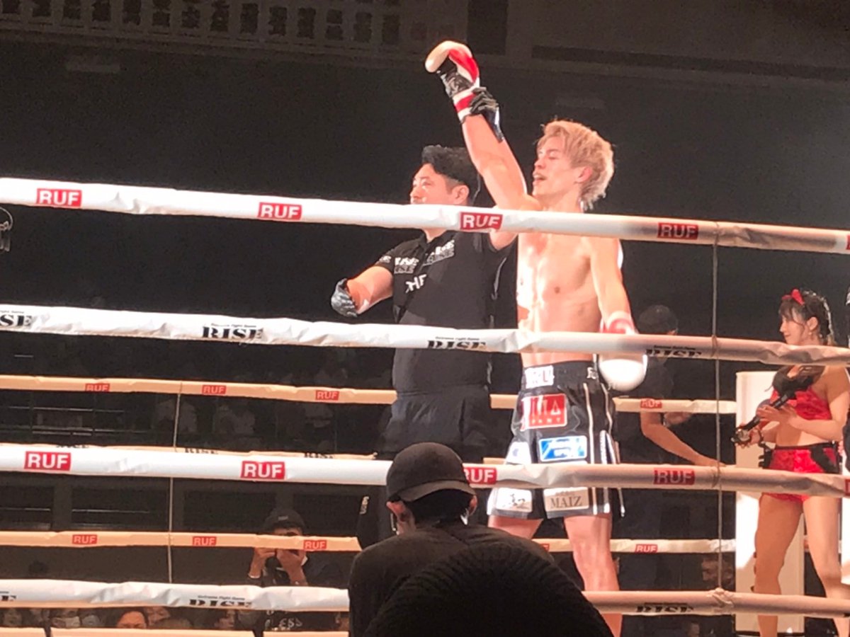 MrBUSIN88984763's tweet image. スポンサーになっております白鳥大珠選手@taiju522の応援に会社全員で見てきました😊
見事KO勝ちし、これからの白鳥大珠選手に期待です！！

＃白鳥大珠　#RISE　#RISE_WS2023 　＃両国国技館　＃格闘技　＃スポンサー