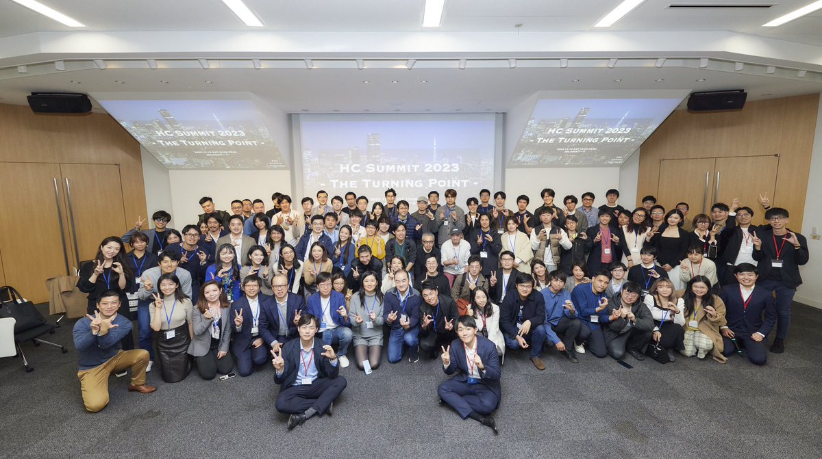 Tsuki_RobotAI's tweet image. #HCsummit 
 たくさんの方々とお会いできて、主催者@HideoNw @lucheng_li の方に感謝しています！