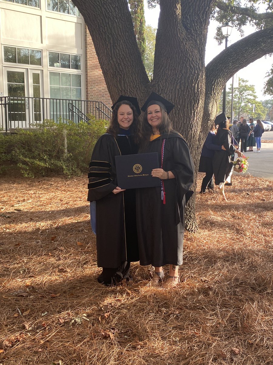 What a journey! I cannot thank my Advisor @LoriSchweikert for all her support and guidance through these 2 years! #soarhigh  #uncwilmington #mastersofscience #marinebiology