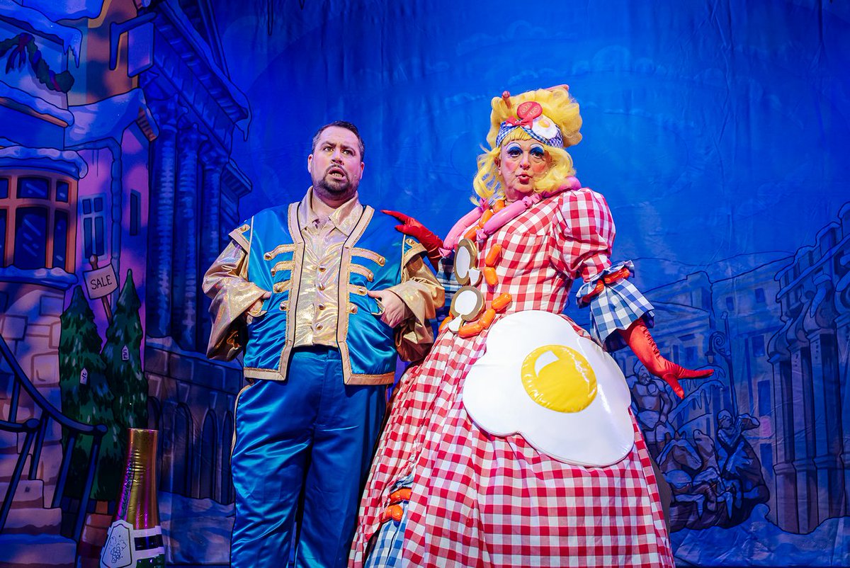 SnapperWes's tweet image. Part 2: Another great panto photographed at @CreweLyceum with @Imagine_Theatre

This year's performance of #Cinderella looks fantastic!

Thanks again for having me 📷📷
#pantophotographer #pantomine #eventphotographer #cheshirephotographer