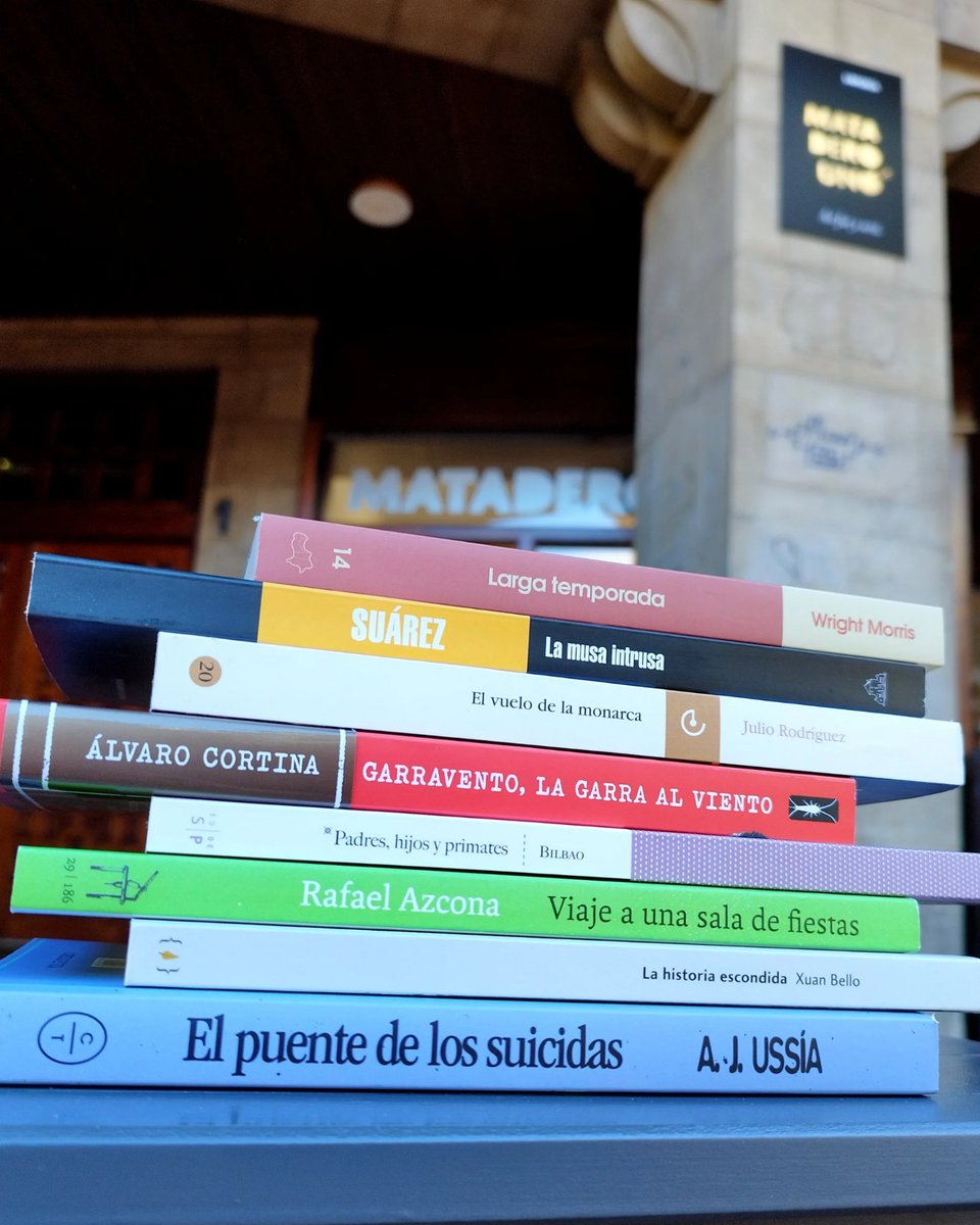 Recomendaciones de domingo. Yasssss!!! 💥

#mataderouno #booksforchristmas #recomendaciónbomba #domingo #boom #plash #oviedo #uviéu #oviedoescultura