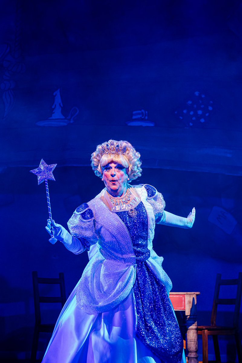 Part 4: Another great panto photographed at <a href="/CreweLyceum/">Crewe Lyceum</a> with <a href="/Imagine_Theatre/">Imagine Theatre</a>

This year's performance of #Cinderella looks fantastic!

Thanks again for having me 📷📷
#pantophotographer #pantomine #eventphotographer #cheshirephotographer