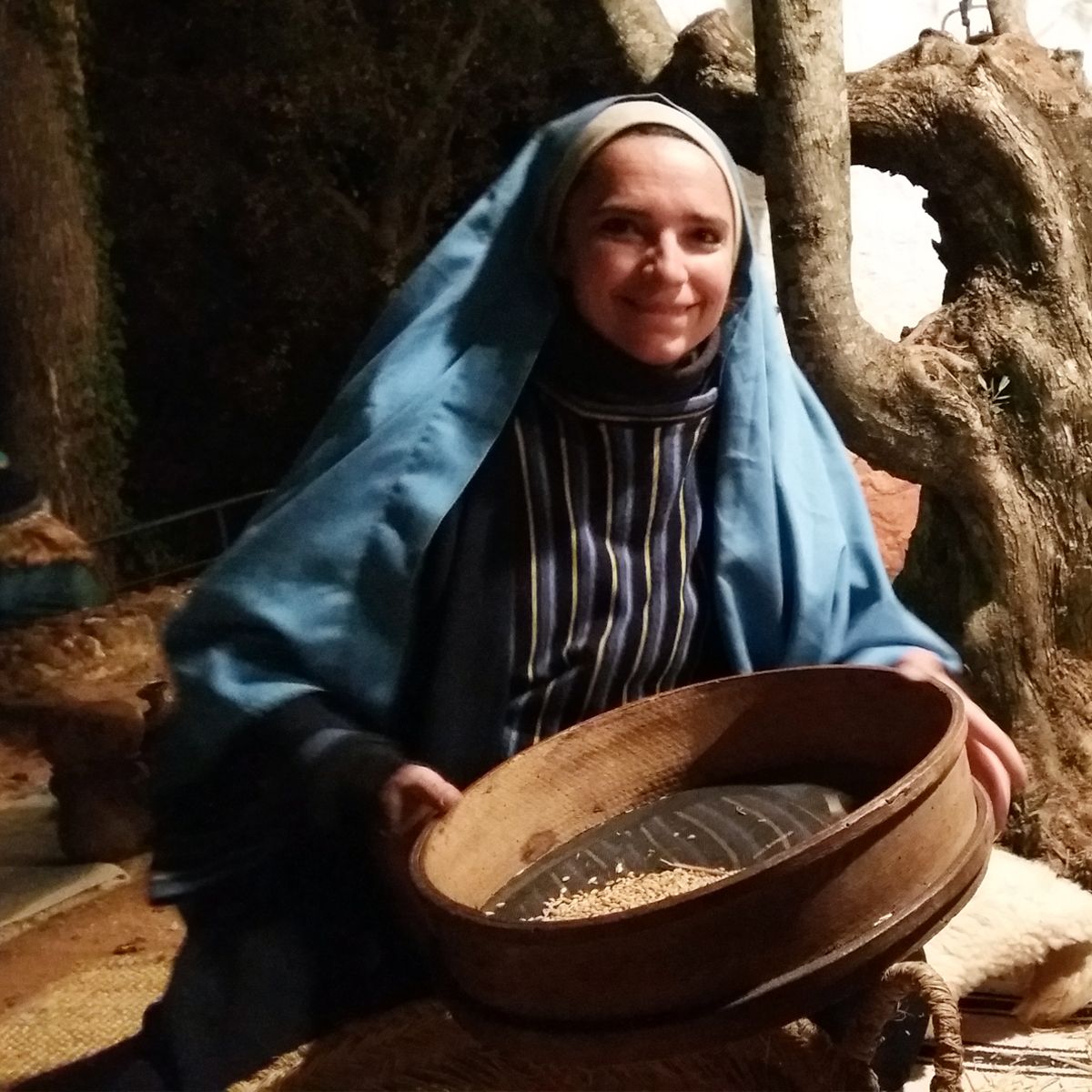 Voleu passar una tarda màgica? Doncs us hi esperem al #PessebreCorbera, avui tenim funcions a les 18 h i 19 h. Compreu les entrades a pessebrecorbera.cat 

#PessebreCorbera #PessebreVivent #PessebreViventCorbera #PessebresVivents #Nadal2023 #Pessebres #CorberaDeLlobregat