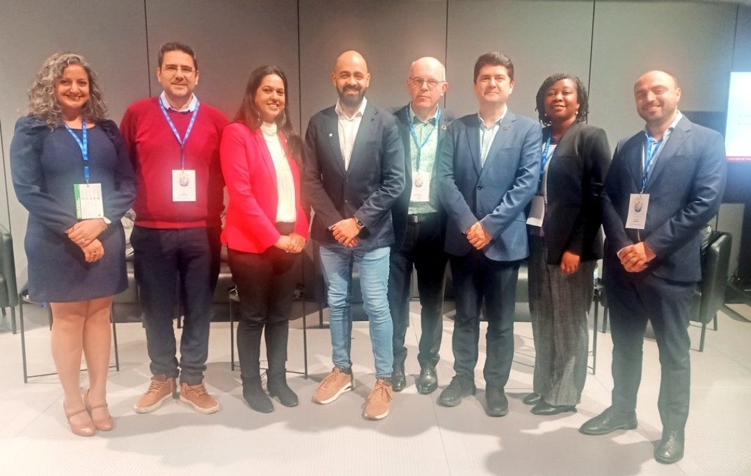 Hiba Baroud (@hibabaroud) on Twitter photo One of the best parts of the <a href="/IYBSSD2022/">Int. Yr. Basic Sciences for Sust. Development</a> closing ceremony is hanging out with amazing colleagues and friends and meeting new ones ๐ One of the best parts of the <a href="/IYBSSD2022/">Int. Yr. Basic Sciences for Sust. Development</a> closing ceremony is hanging out with amazing colleagues and friends and meeting new ones ๐