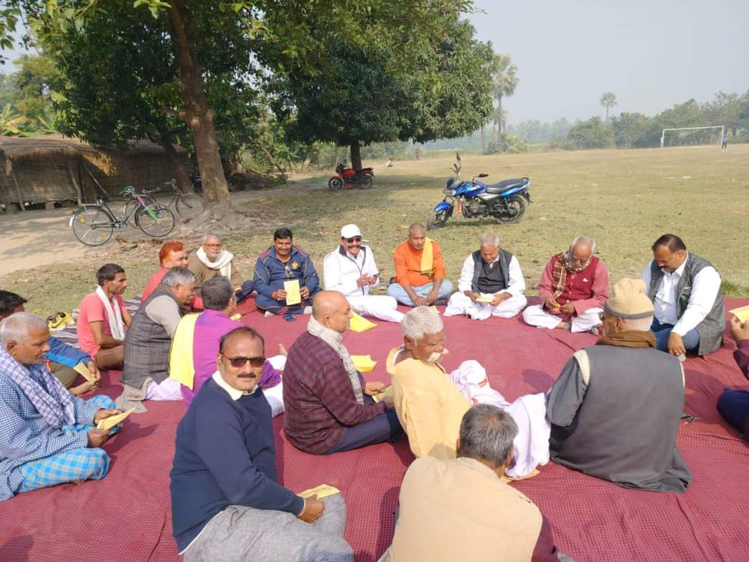 sonofdnmahatha's tweet photo. जिला केशरी श्री विशेश्वर ठाकुर जी के नेतृत्व में समस्तीपुर के गोरगामा(पटोरी) में एक जनवरी को आयोजित भूमिहार ब्राह्मण एकता मँच के कार्यक्रम की तैयारी, दस हजार समाज के लोग लेंगे एक साथ आशुतोष कुमार जी के हाथों मँच का सदस्यता।
@AshutoshBiharKa @BHUMIHAR_SAMAAJ @BabhanOfIndia #bbemf https://t.co/EoAQgBV2tB