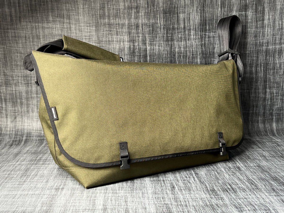 RESISTANT メッセンジャーバッグ RESISTANT (@RESISTANTbags) / X