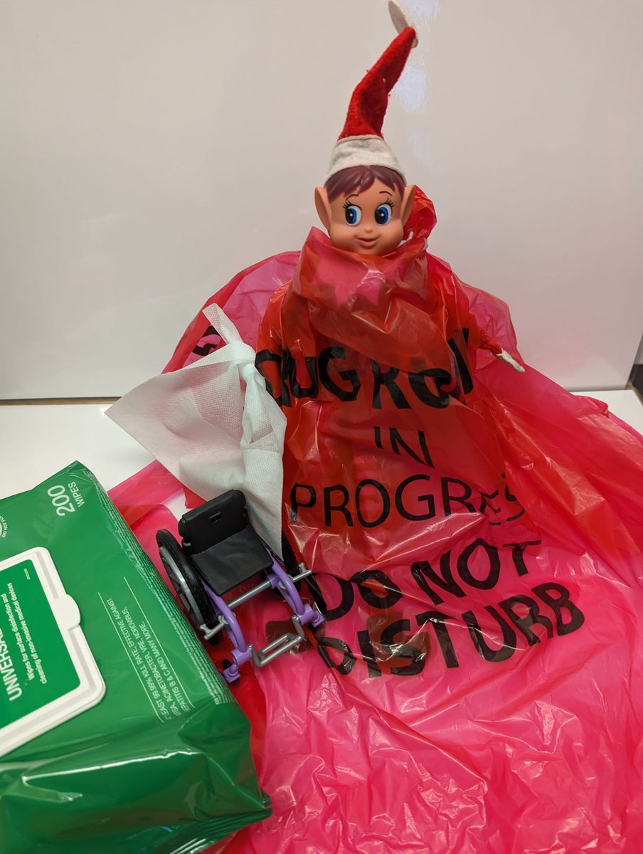 Elfie no, you should be wearing an Apron and gloves when cleaning equipment. Red tabard are not PPE, they are worn to show drug round in progress. Refer to IPC microsite for PPE information. @helshow1 @Nesta_NHS @NicolaFirth6