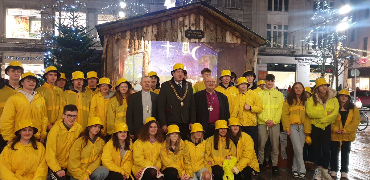 So proud of the young people of <a href="/SHARECORK/">SHARE</a> 2023. For months, they have worked tirelessly in preparation for this week. Please support, if you can  youtu.be/-UZ2sz49xZo?fe… #ShareShowYouCare