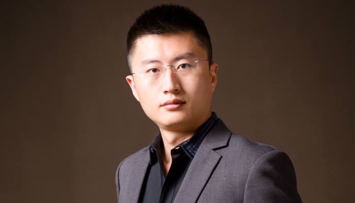 cryptosparker's tweet image. 5. Team

As per #Linkedin there are 21 people working in the core team

Founder: @djqianfusion 
He is also the Founder of @FUSIONProtocol, #BitSE &amp;amp; Co-Founder of @MultichainOrg