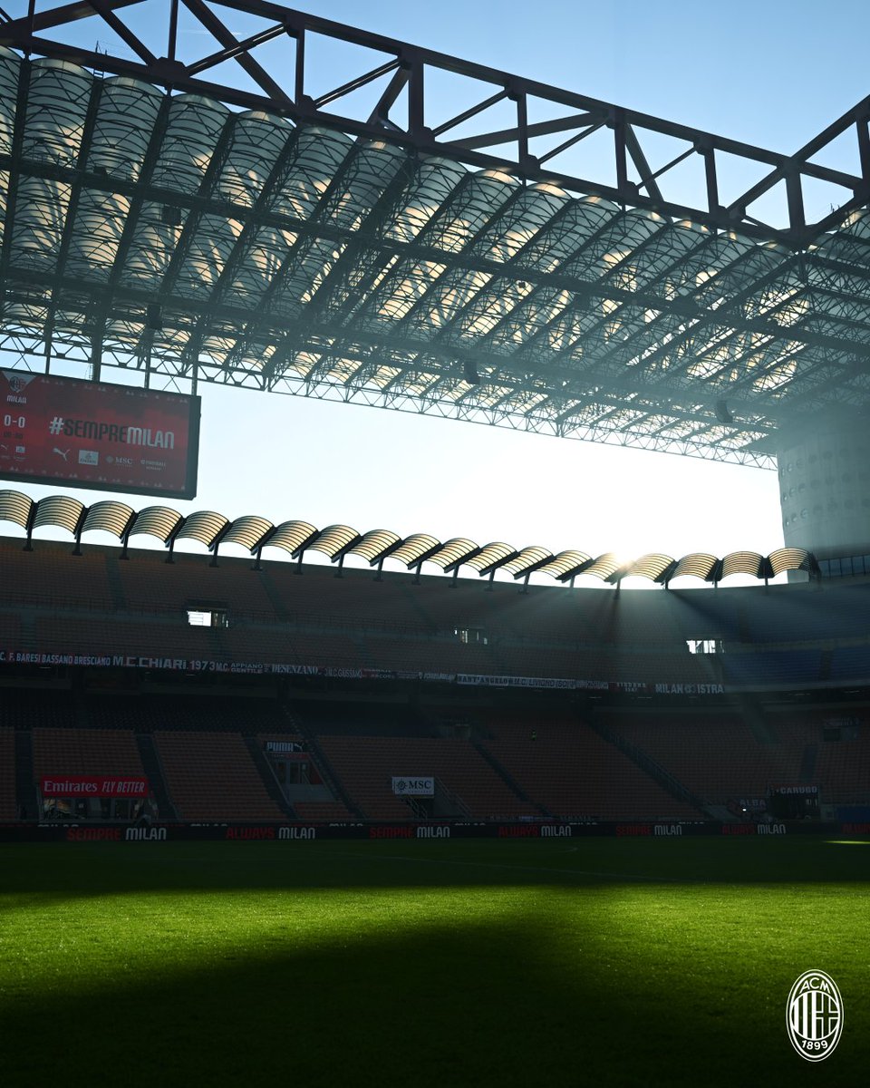 Sunrise over San Siro 🌄 #MilanMonza #SempreMilan