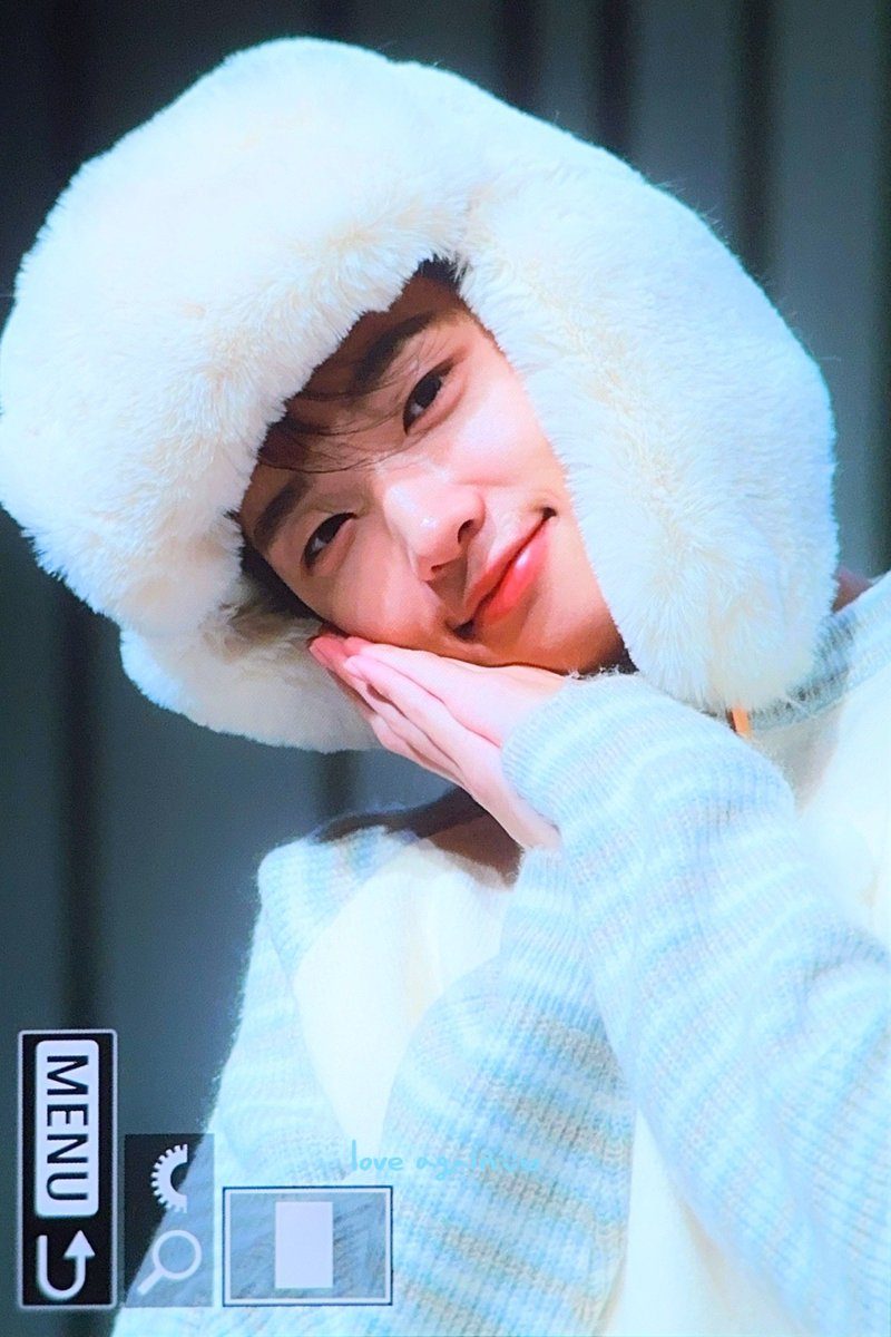 231217 사웨 pre

춥ㄸㅏ..감기 빨리 나읍시다🤧

<a href="/members_MIRAE/">미래소년 (MIRAE)</a>
#미래소년 #손동표 #동표
#동표의하트는빛이난다💖