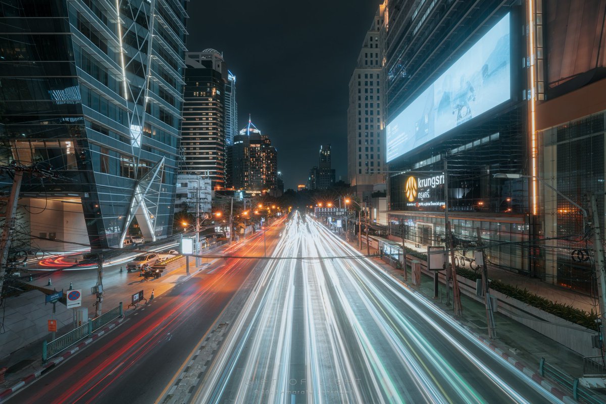 GiftOfLight's tweet photo. [ Bangkok x Sony Alpha a7CR ]

Bangkok cityscape, taken by Sony Alpha 7CR 😊

#SonyAIHybridgraphy #HybridCamera #SonyThai #SonyAlpha #Alpha7CR #Bangkok #cityscape https://t.co/1m16EtaaiU