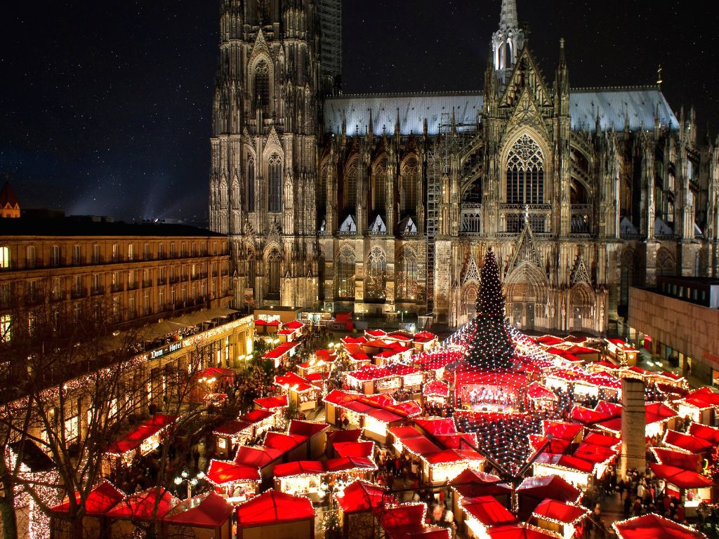 I've narrowed down my top 30 Christmas markets to 12! But I still can't decide. Which city (or cities) would you go to to see the most (and best) Christmas markets? epicureanexpats.com/the-best-citie… #travel #Christmas #Europe #SundayFunday #sundayvibes