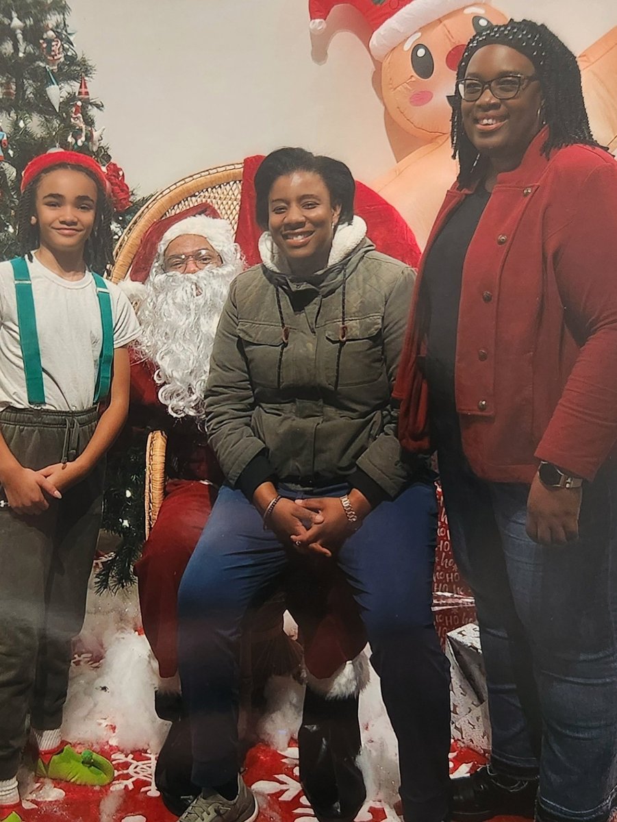 Thank you to @byrdbarrplace for creating a beautiful night for families to experience the holiday season. Dr. Angela Griffin is amazing, and we look forward to working with her. Side Note: The true MVP of the night, Santa's lap and hid strong knee for holding me up in the photo