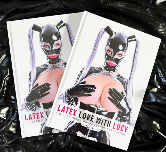 ‼️Members Prize Draw‼️ This years Christmas prize draw is open to all new and existing members. Win a copy of “Latex Love with Lucy - A Killer Heels Photography Experience” 160 Pages of stunning photos of Lucy taken by @KillerHeelsPho2 Join Now to win at rubber-passion.com