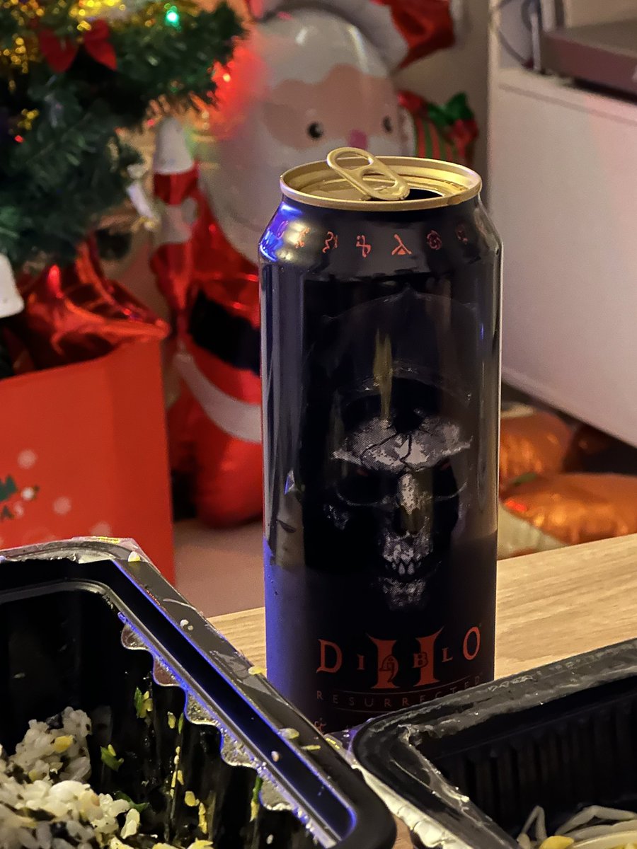 youtu.be/KlWobB0dqqM?si…

맥주 마시니까 궁금해지는 무알코올과 논알코올 맥주의 차이! 무알코올은 알코올 무첨가, 논알코올은 에탄올 1% 미만 함유 표기O. 그래도 미성년자는 무알코올 맥주도 살 수 없어요. 으른돼서 먹으십쇼!